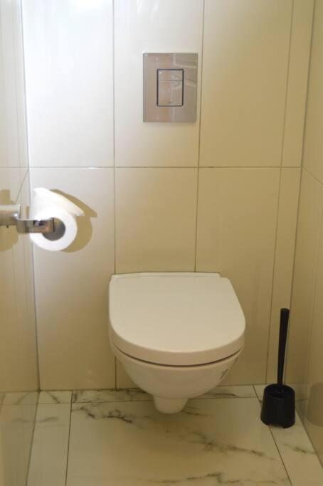 Spacious Old Town Family Peachy 2 Bedrooms Apartment, Nearby The Riga Presidential Castle Zewnętrze zdjęcie
