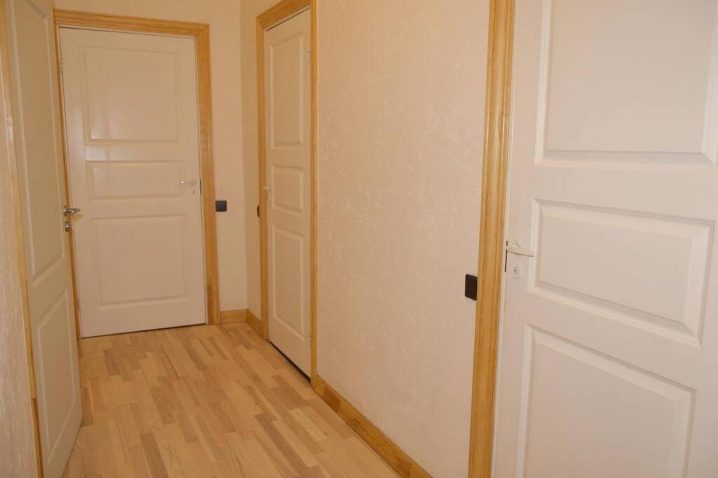 Spacious Old Town Family Peachy 2 Bedrooms Apartment, Nearby The Riga Presidential Castle Zewnętrze zdjęcie