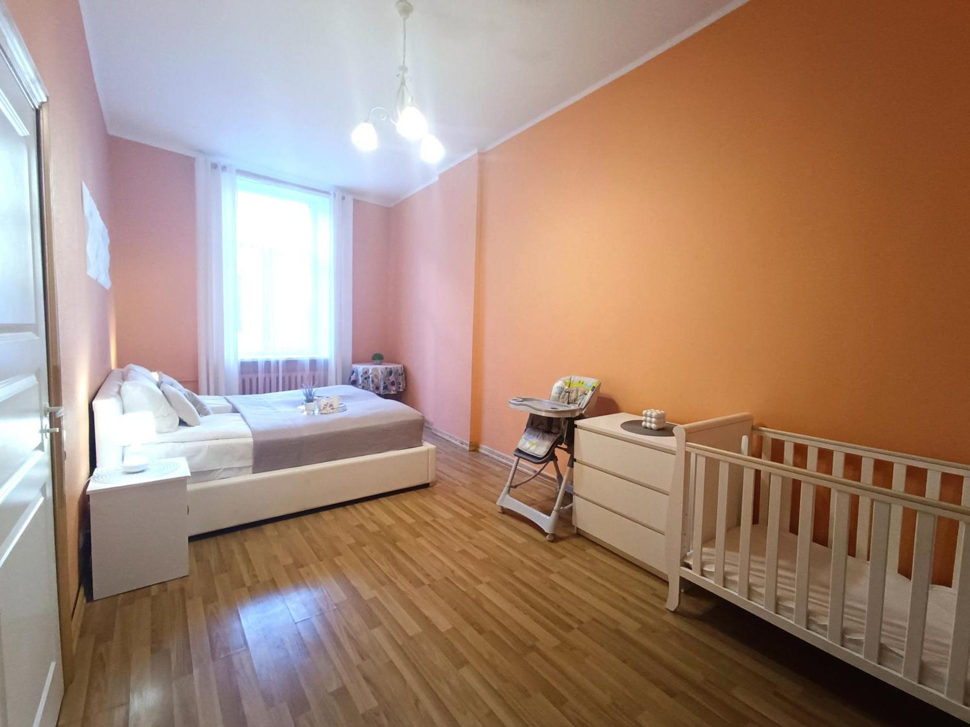 Spacious Old Town Family Peachy 2 Bedrooms Apartment, Nearby The Riga Presidential Castle Zewnętrze zdjęcie