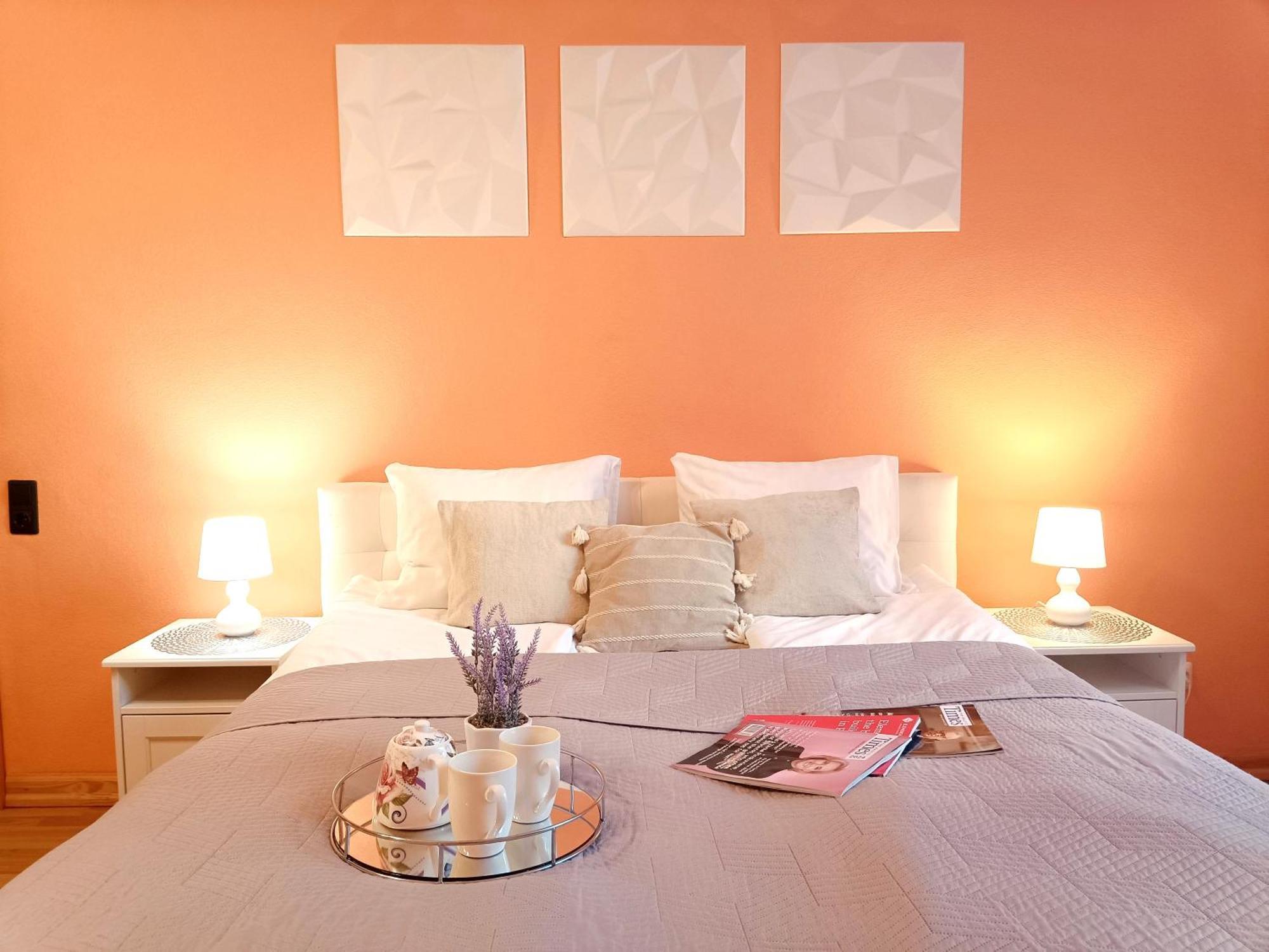 Spacious Old Town Family Peachy 2 Bedrooms Apartment, Nearby The Riga Presidential Castle Zewnętrze zdjęcie