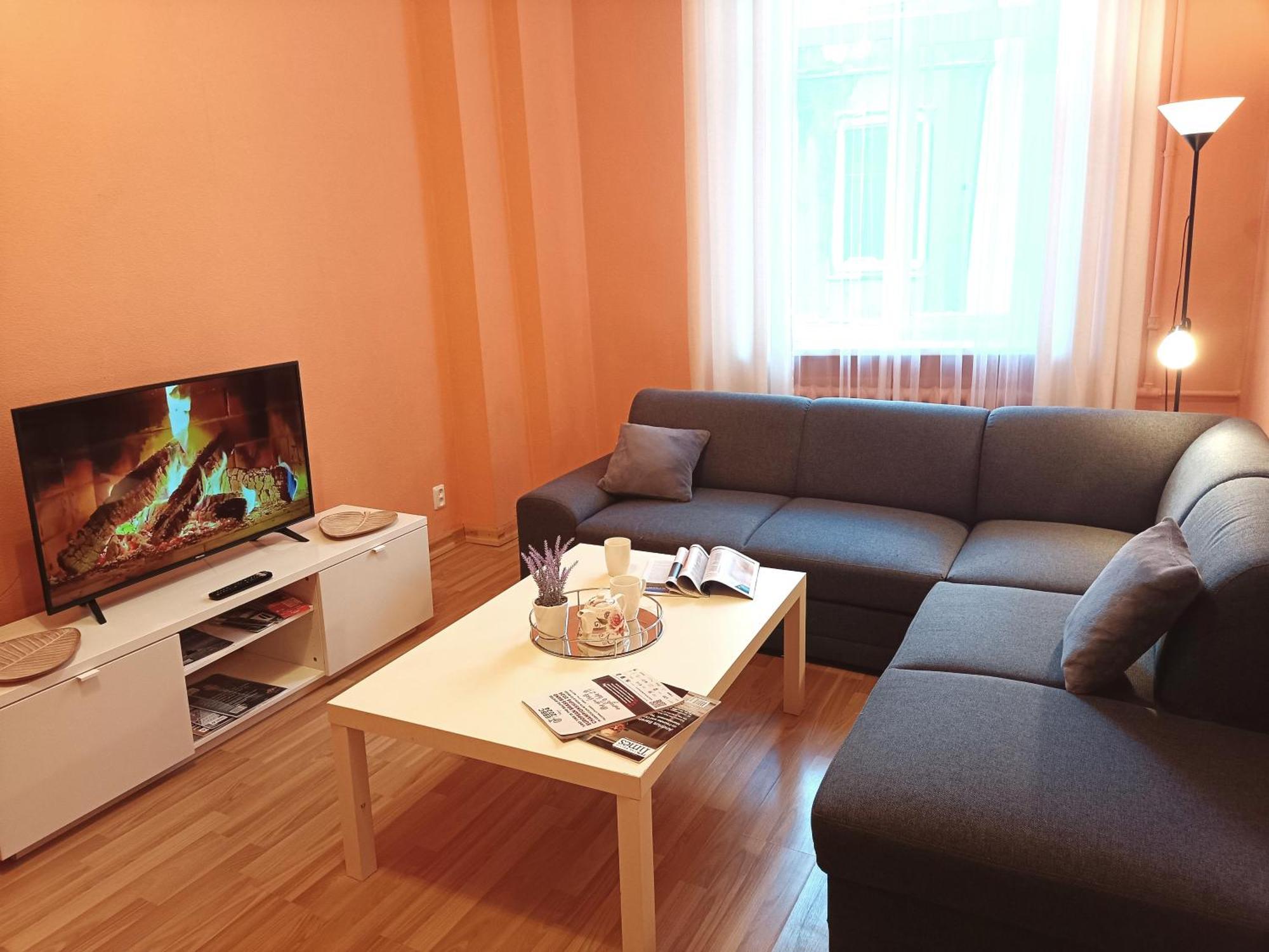 Spacious Old Town Family Peachy 2 Bedrooms Apartment, Nearby The Riga Presidential Castle Zewnętrze zdjęcie